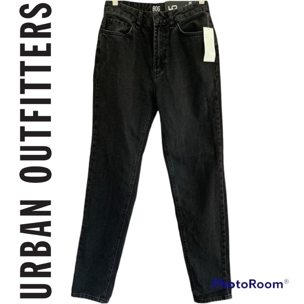 ✨ NWT Urban Outfitters BDG Mom High Rise Jeans ✨